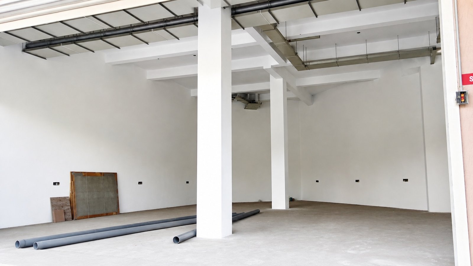 Commercial Space for Rent – Prime Location Gandhipuram, Sivananda Colony