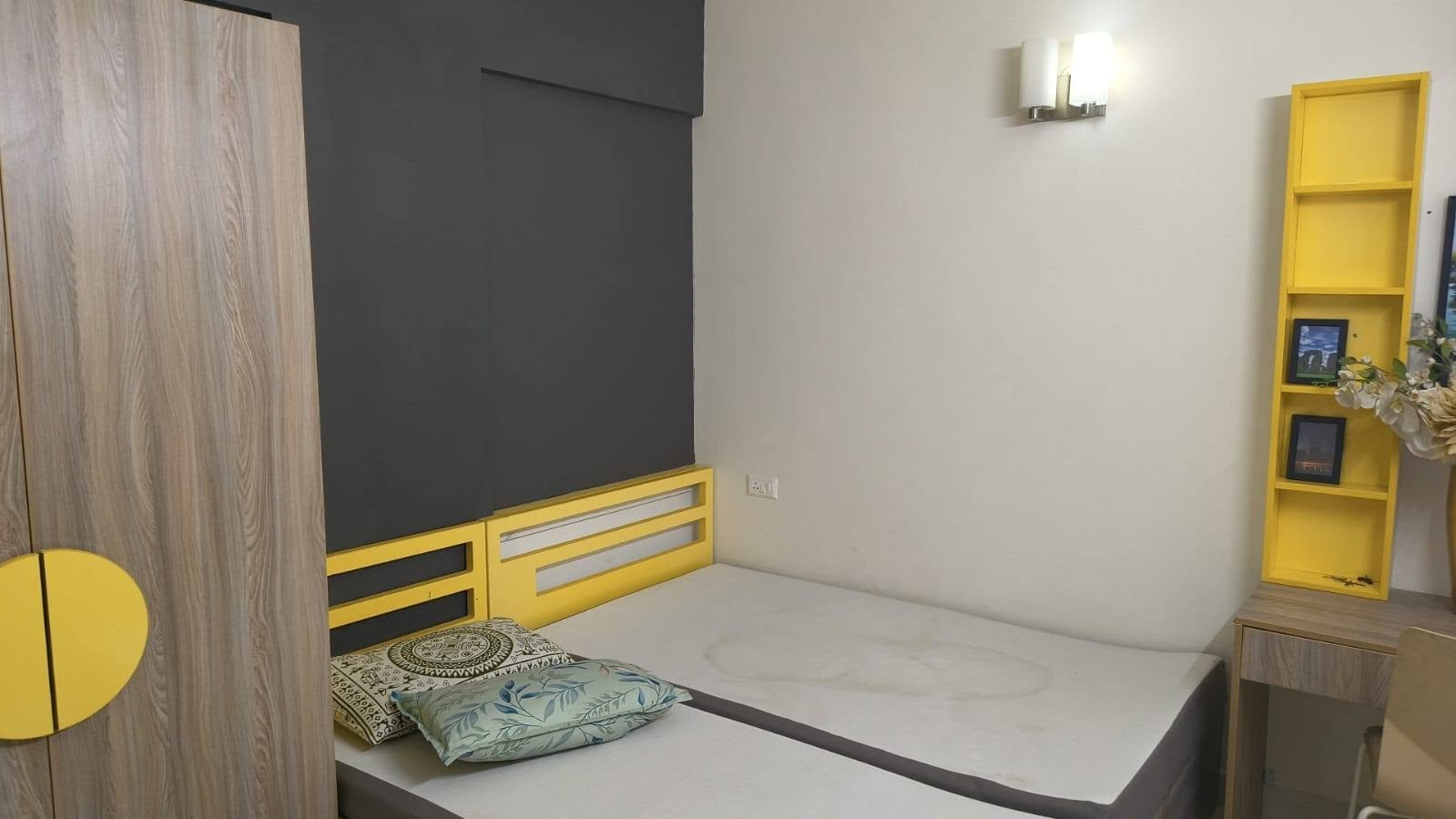 810385610_1084670494316274_1427636734024725736_n 3BHK FURNISHED FLAT FOR SALE – GN MILLS, COIMBATORE